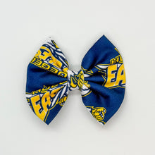 Load image into Gallery viewer, Huegel Eagle Bow