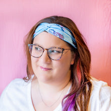 Load image into Gallery viewer, FMFC & The Flock Twist Headband - Home Kit