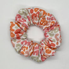 Load image into Gallery viewer, Hadley Scrunchie
