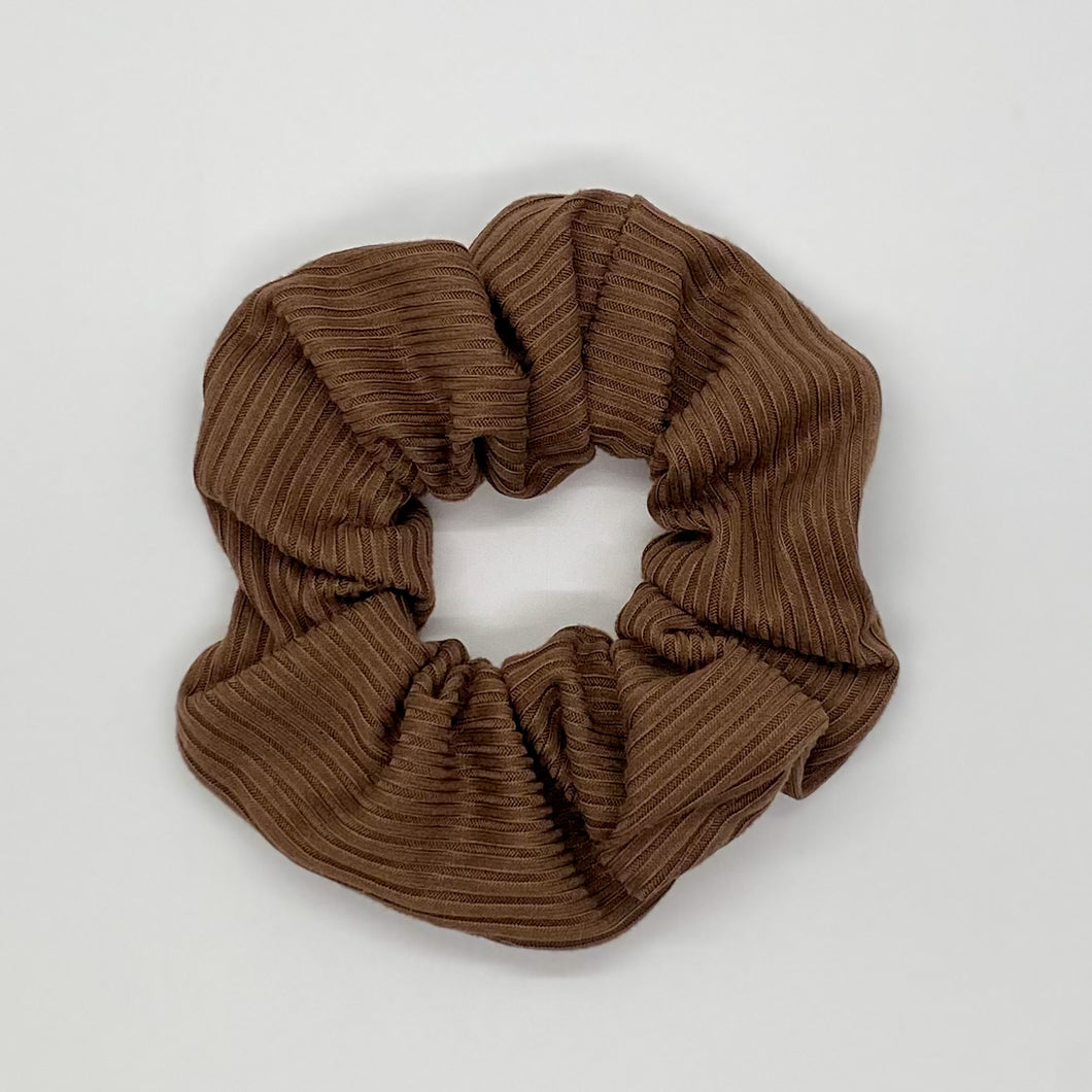 Ribbed Cocoa Scrunchie