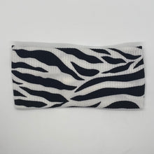 Load image into Gallery viewer, Ribbed Zebra Twist Headband
